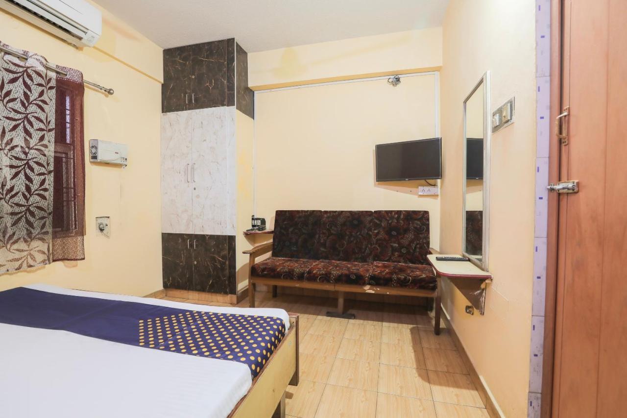 สปอต ออน 64228 รามพาเลซ Hotel เชนไน ภายนอก รูปภาพ